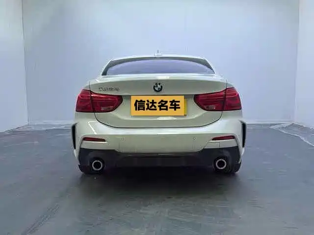 BMW 1 Series 2021
