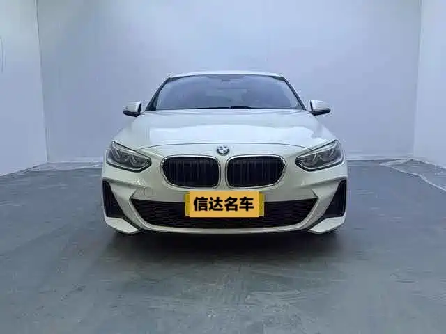 BMW 1 Series 2021