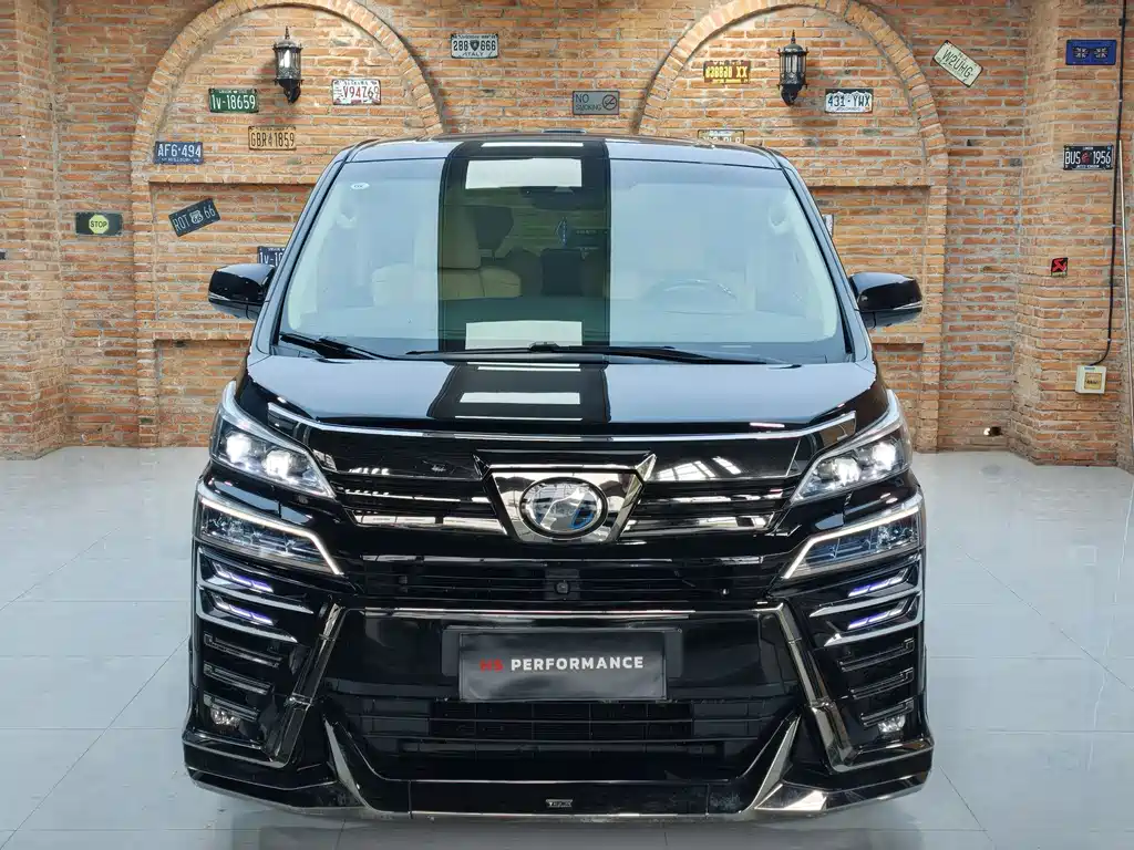 Toyota Vellfire 2021 — фото 2