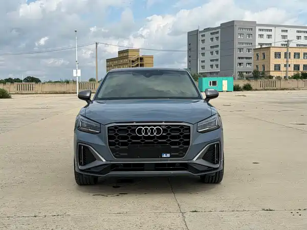 Audi Q2L 2022