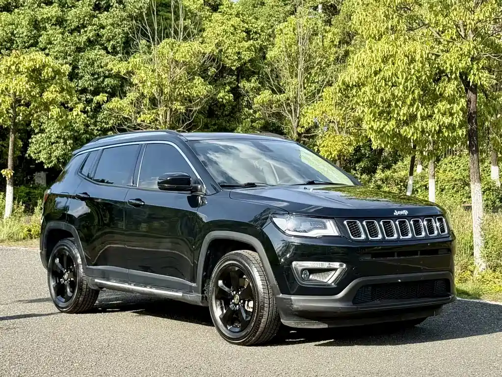 Jeep Compass 2019 — фото 3