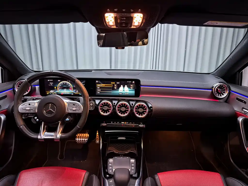 Mercedes-Benz A-Class AMG 2021 — фото 13
