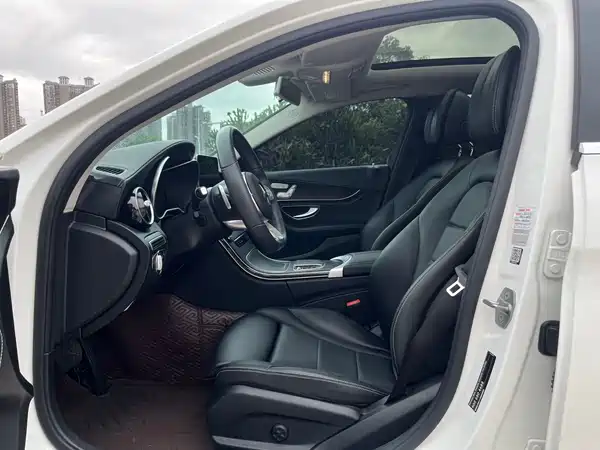 Mercedes-Benz C-Class 2020
