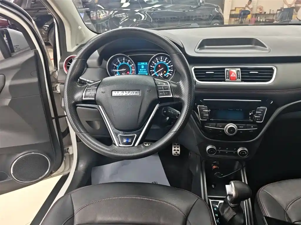 Haval H1 2017 — фото 11