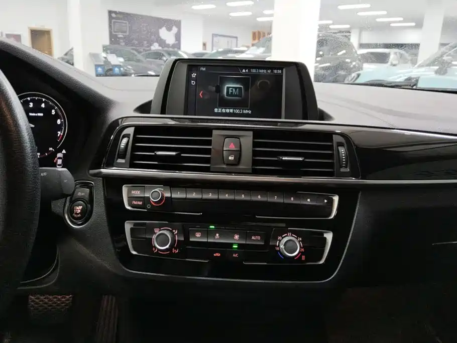 BMW 2 Series 2018 — фото 13