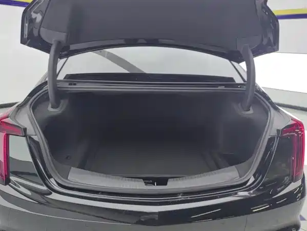 Cadillac CT5 2023