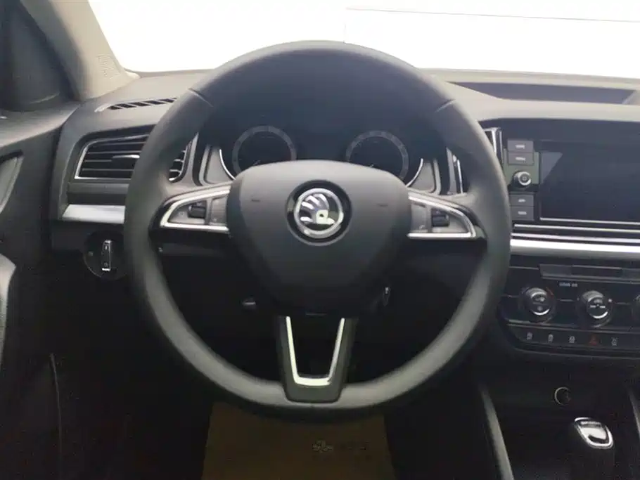 Skoda Kamiq 2019 — фото 15