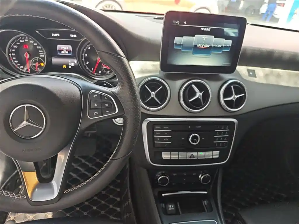 Mercedes-Benz CLA 2018 — фото 10