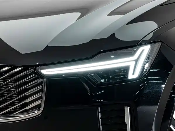 Volvo XC90 Plug-In Hybrid 2026