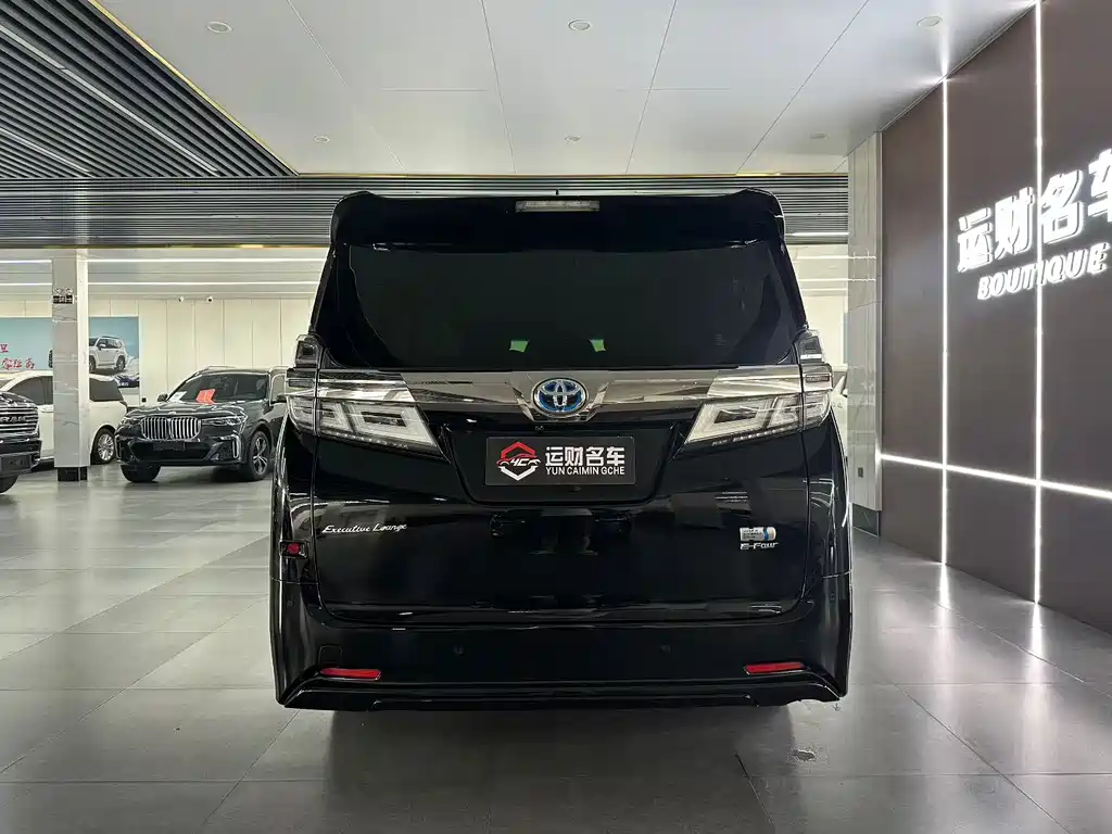 Toyota Vellfire 2021 — фото 8