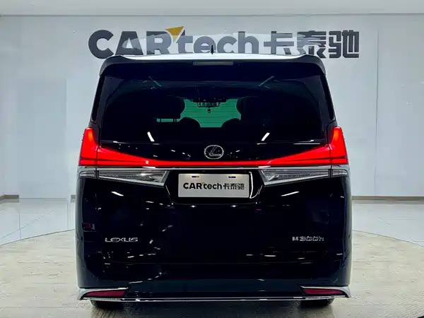 Lexus LM 2023