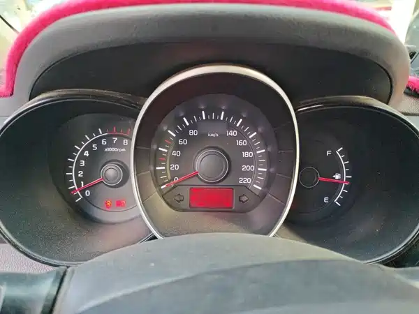 Kia K2 2015