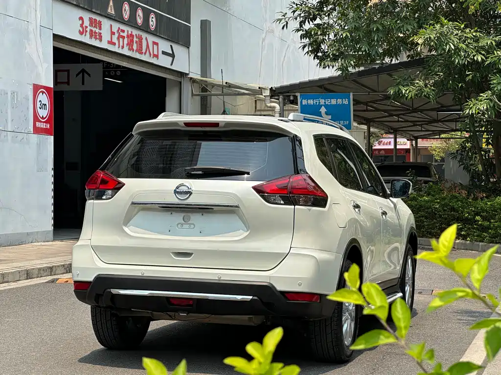 Nissan X-Trail 2018 — фото 18