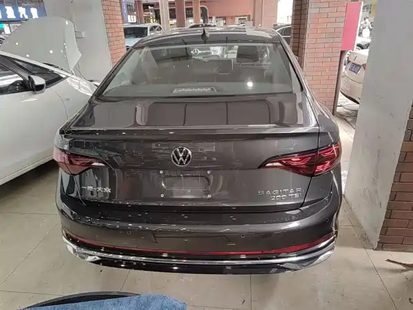 Volkswagen Sagitar 2023