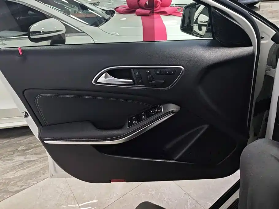 Mercedes-Benz GLA 2016