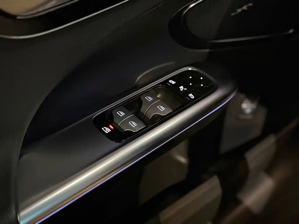 Mercedes-Benz C-Class 2021 — фото 15