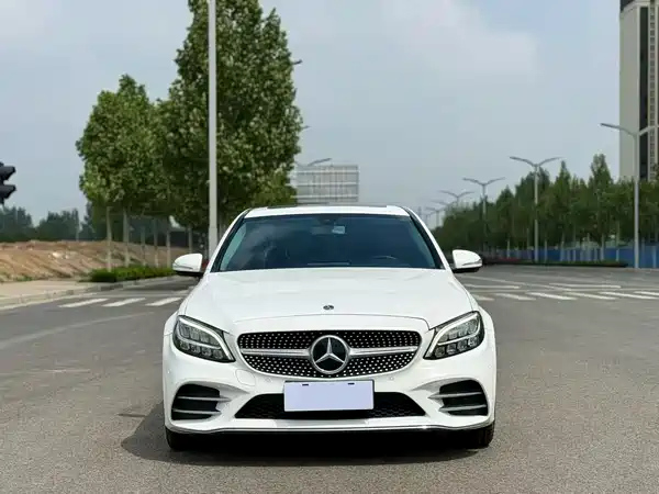 Mercedes-Benz C-Class 2019