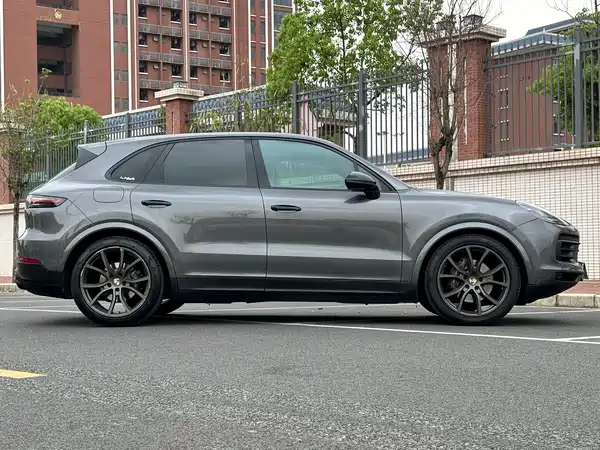 Porsche Cayenne 2019
