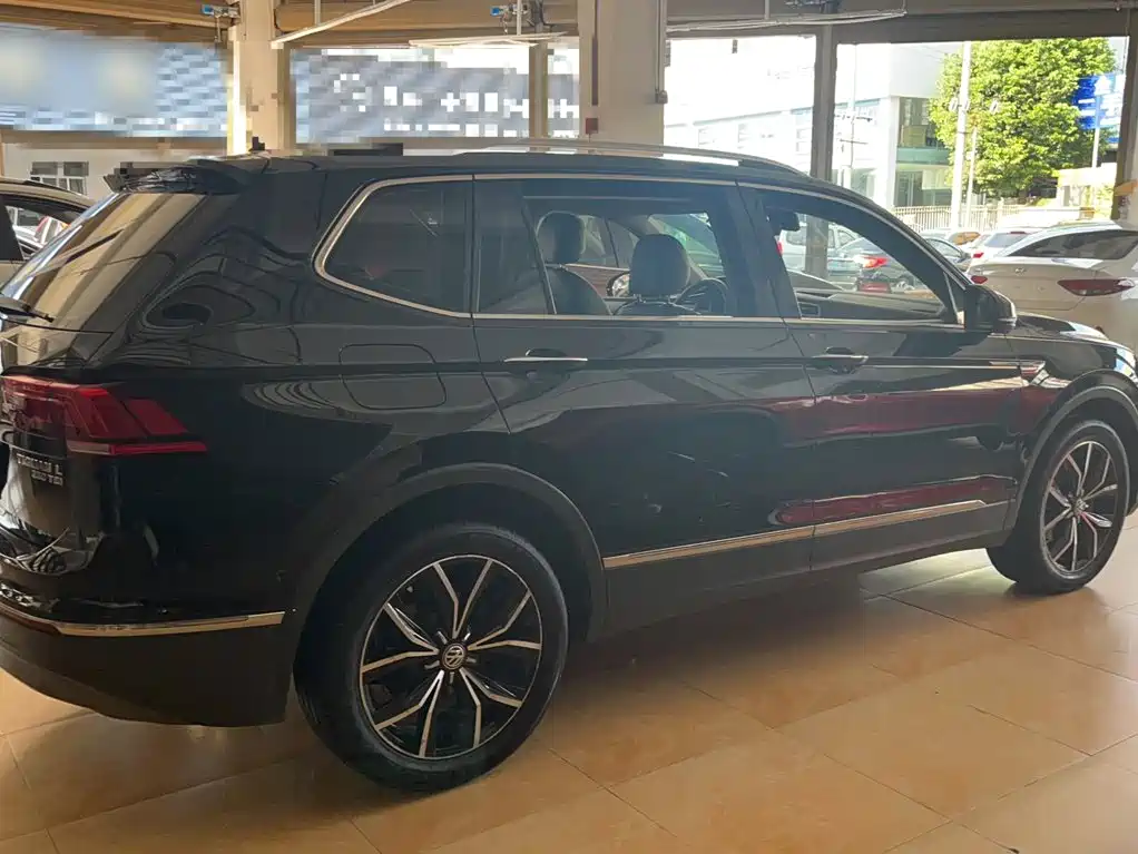 Volkswagen Tiguan L 2020