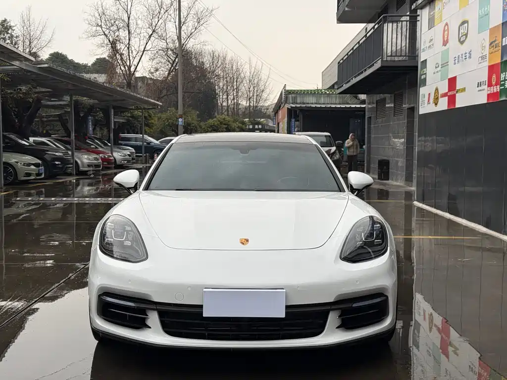 Porsche Panamera 2018 — фото 2