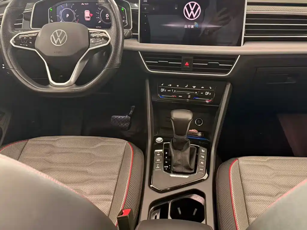 Volkswagen Tiguan L PHEV 2021 — фото 6