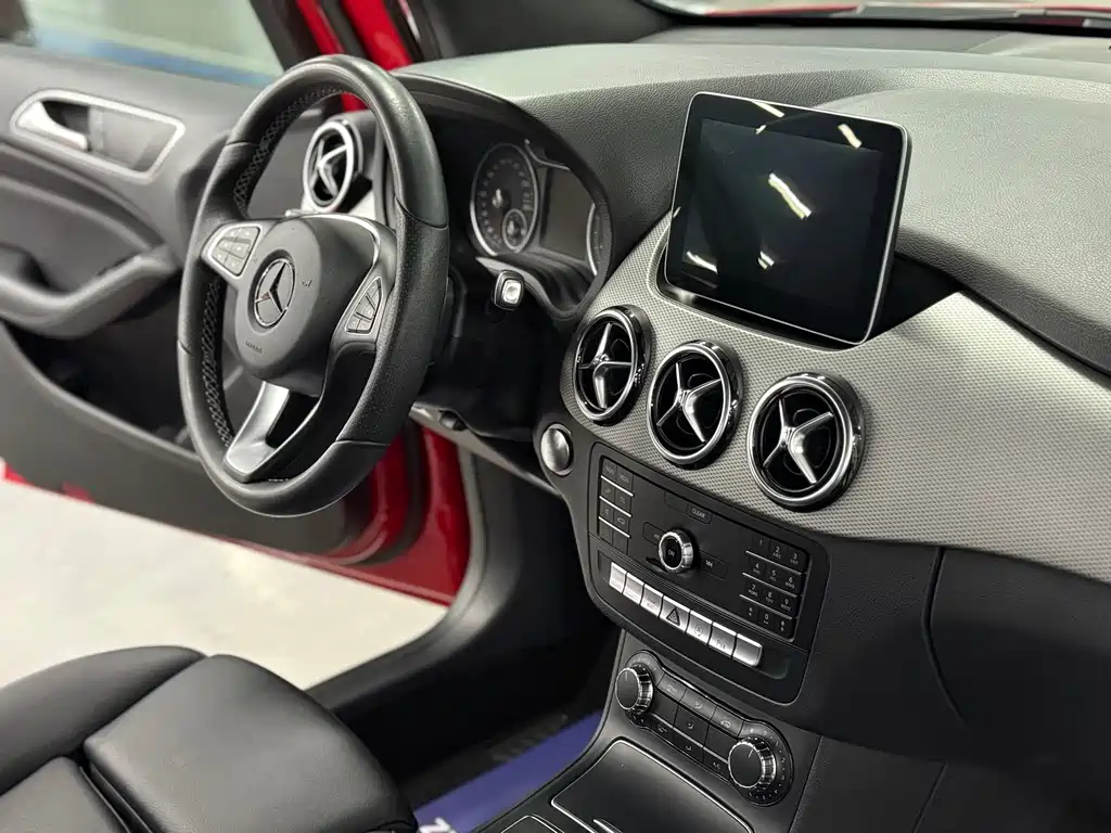 Mercedes-Benz B-Class 2018 — фото 8