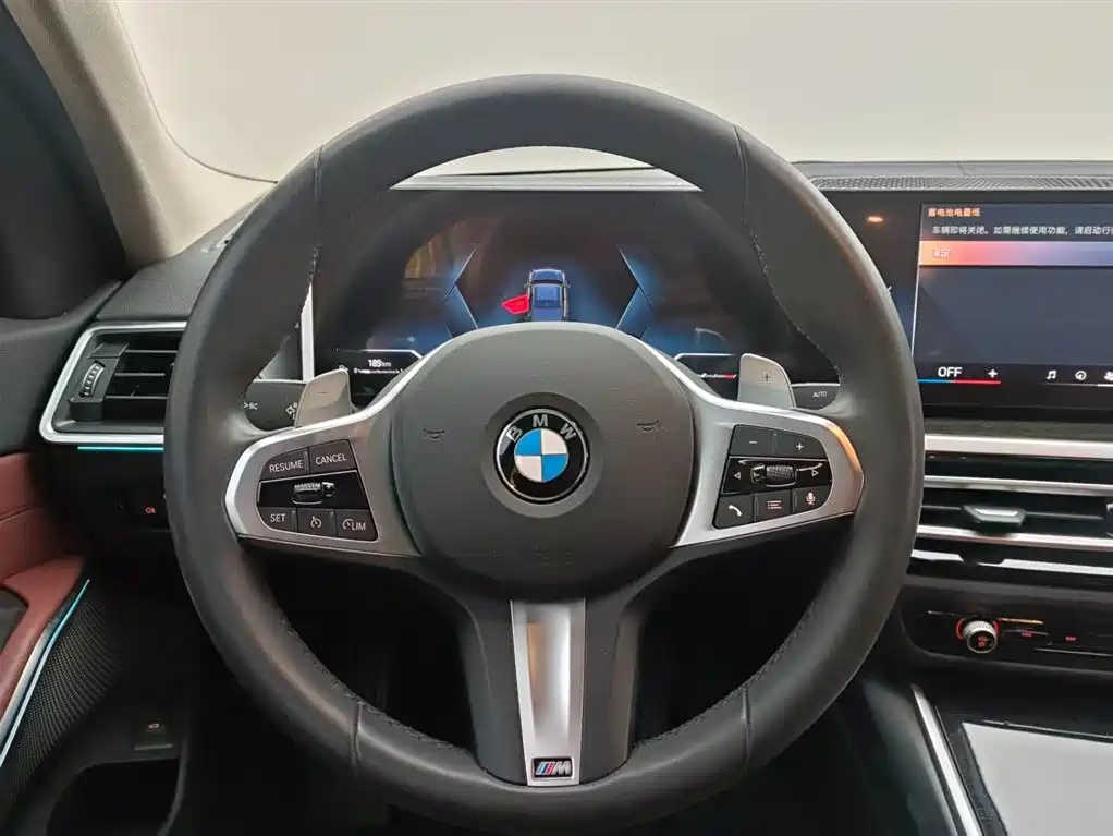 BMW 3 Series 2025 — фото 15