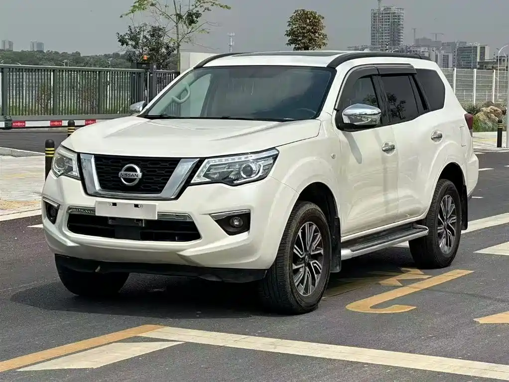 Nissan Terra 2019