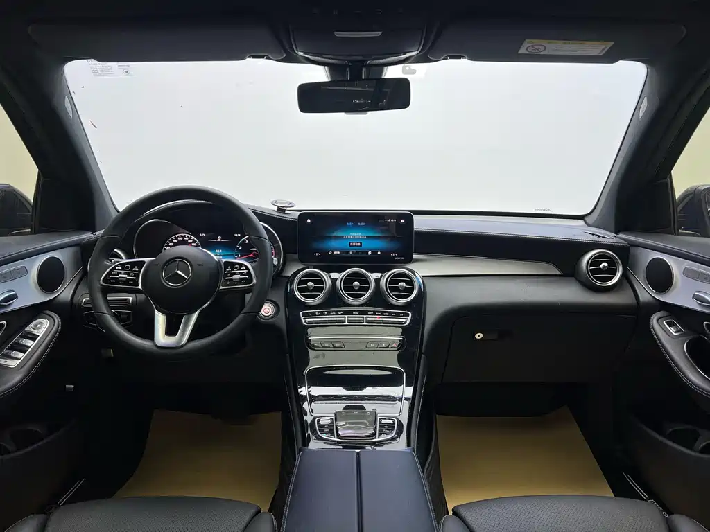 Mercedes-Benz GLC 2021 — фото 12