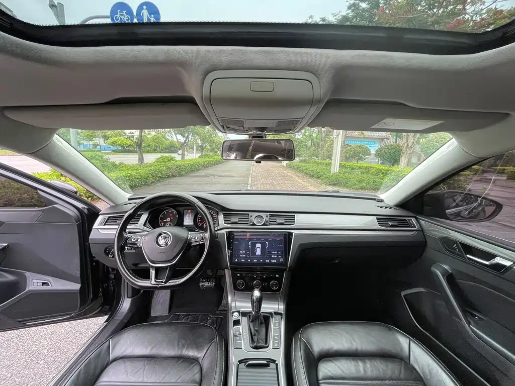 Volkswagen Passat 2018 — фото 9