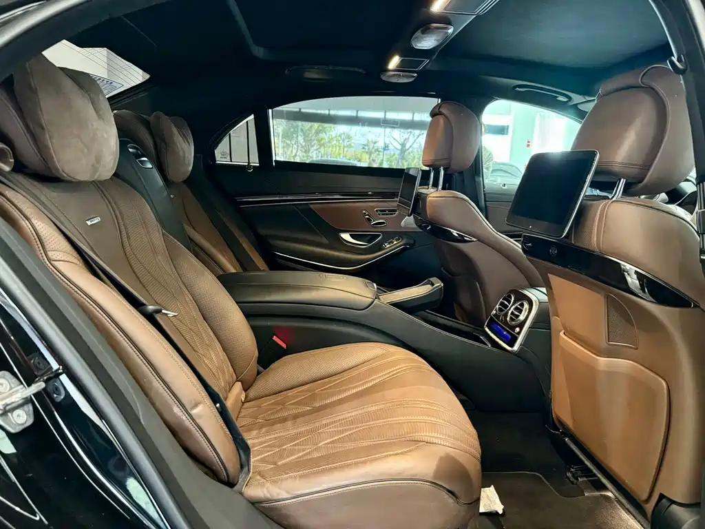 Mercedes-Benz S-Class AMG 2018 — фото 10