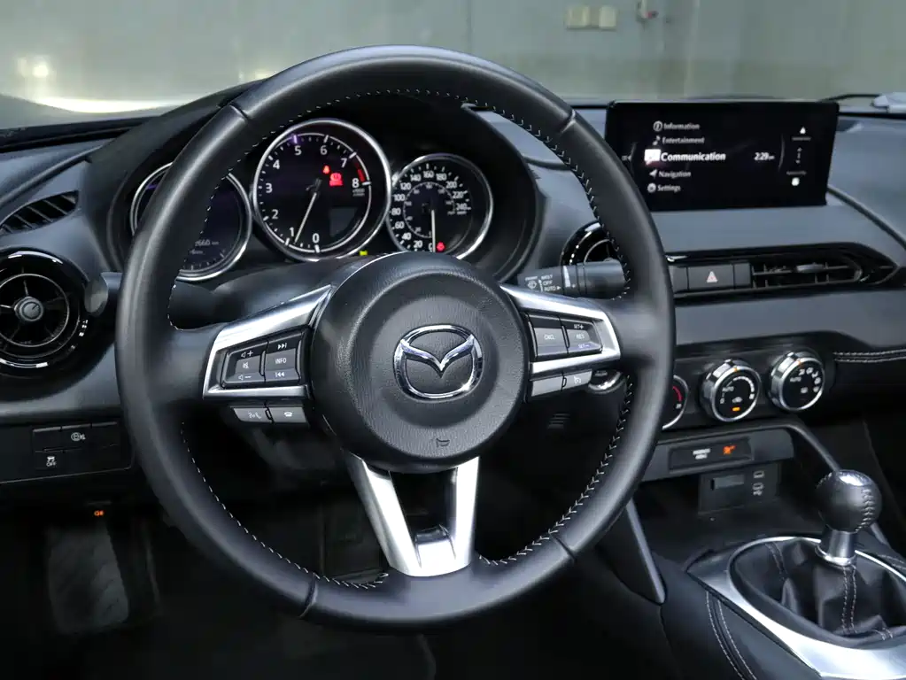 Mazda MX-5 2025 — фото 18
