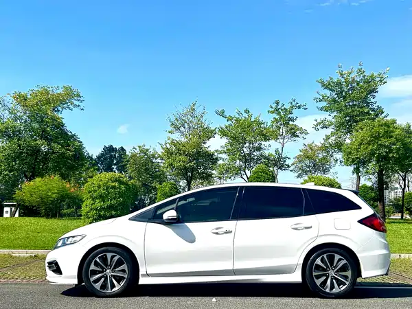 Honda Jade 2017