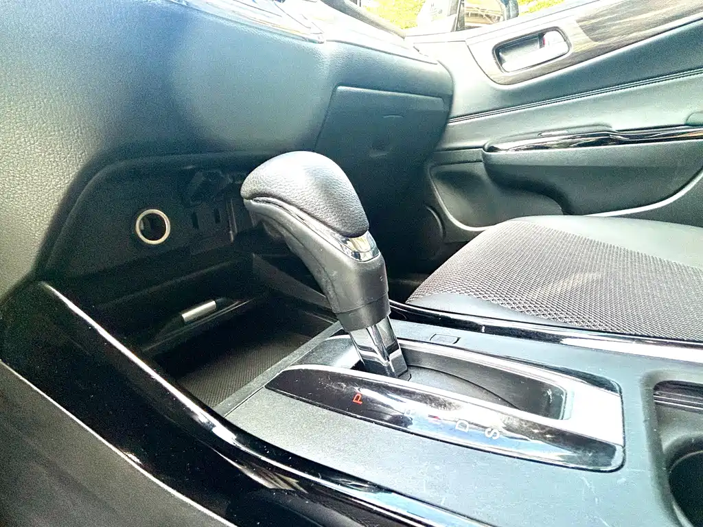 Honda Jade 2017 — фото 18