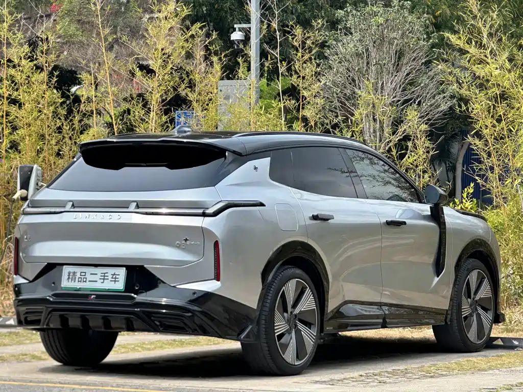 Lynk & Co 08 EM-P 2024 — фото 6