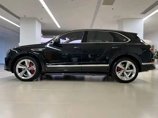 Bentley Bentayga 2022