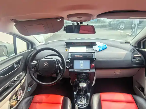 Citroën Sega 2015