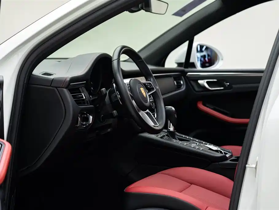 Porsche Macan 2022 — фото 8