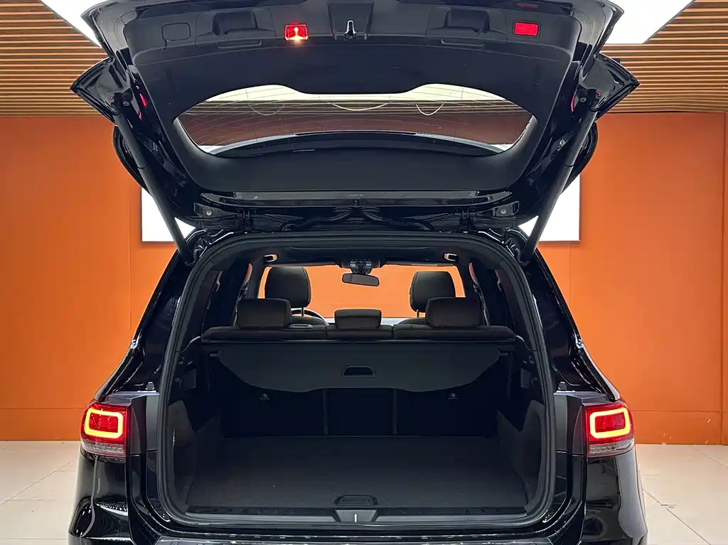 Mercedes-Benz GLB 2023 — фото 31