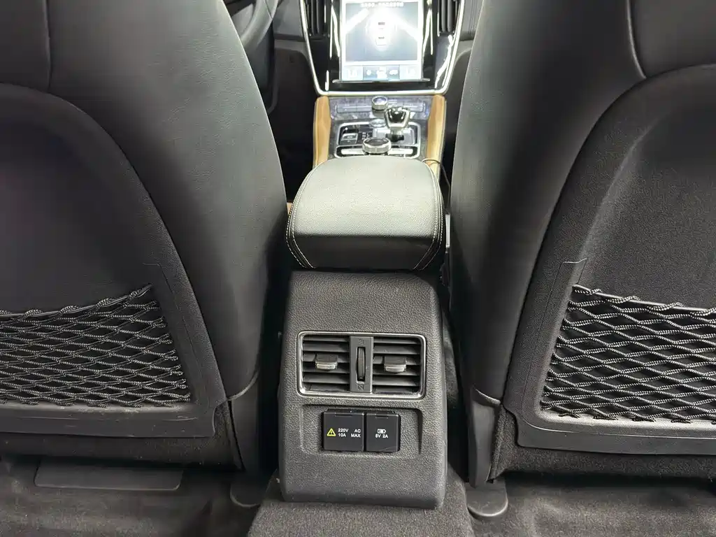 BYD Qin NEV 2018 — фото 7