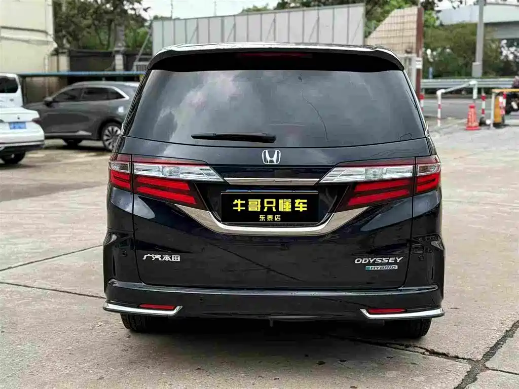 Honda Odyssey 2021 — фото 11