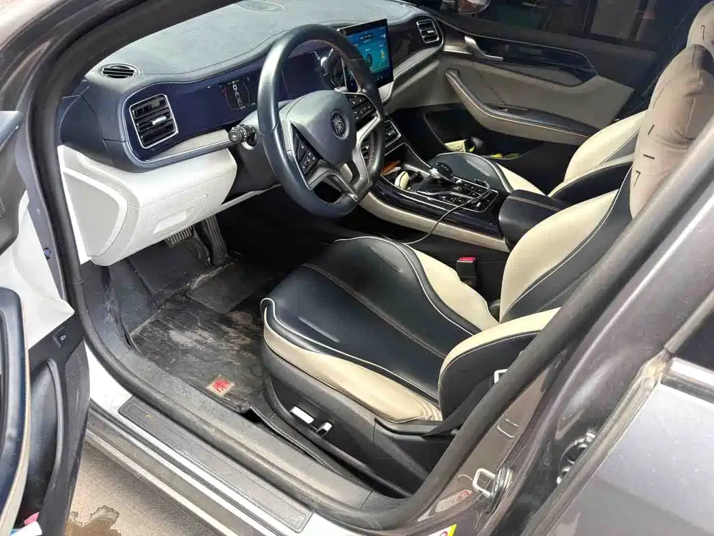 BYD Qin PLUS 2022 — фото 3