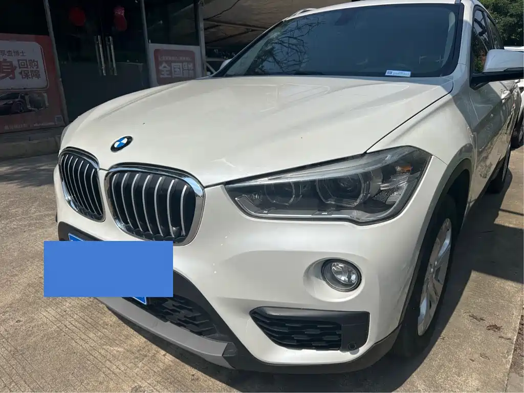 BMW X1 2017 — фото 1