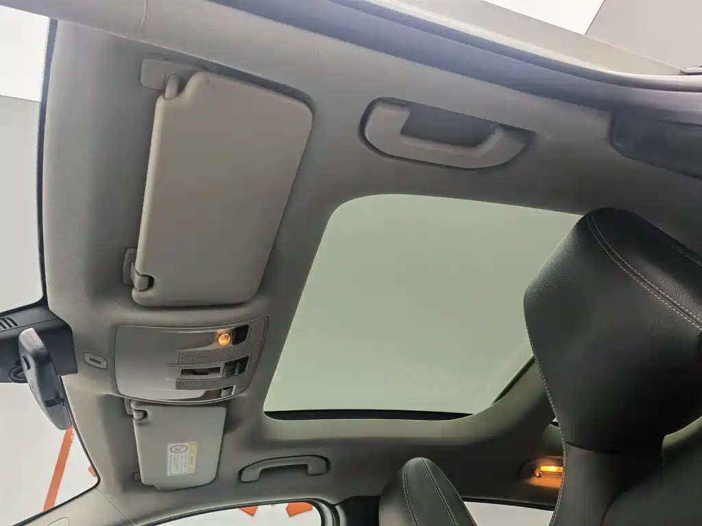 Mercedes-Benz GLA 2016 — фото 14
