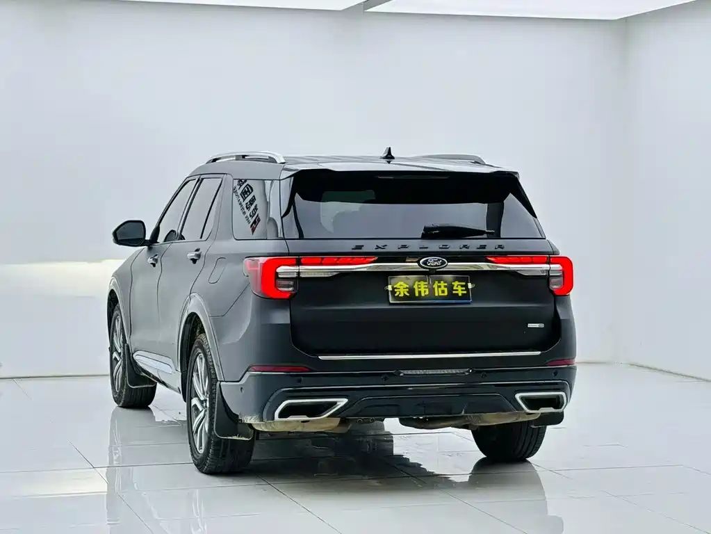 Ford Explorer 2023 — фото 4