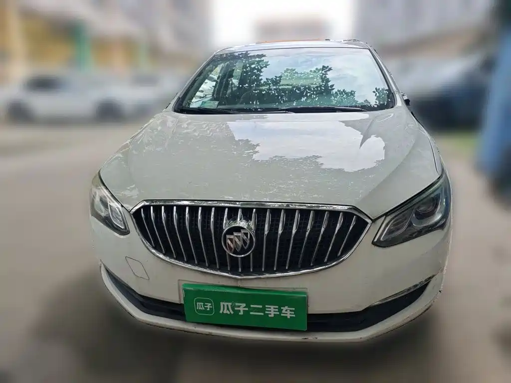 Buick Excelle 2016 — фото 3
