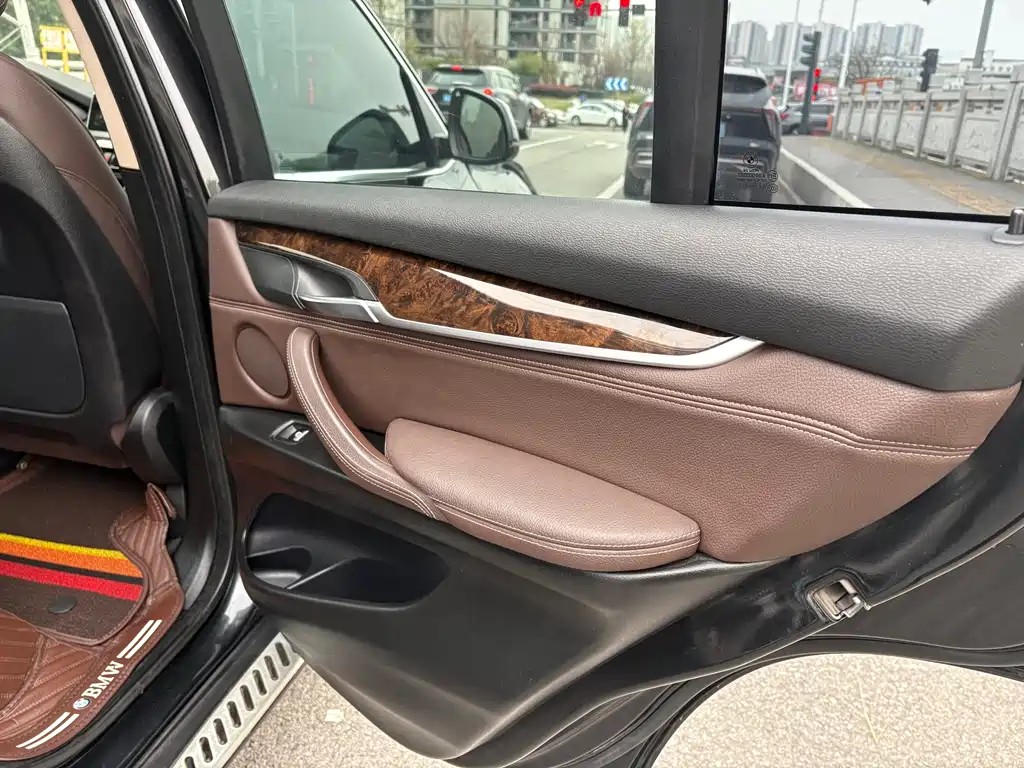 BMW X5 2015 — фото 10