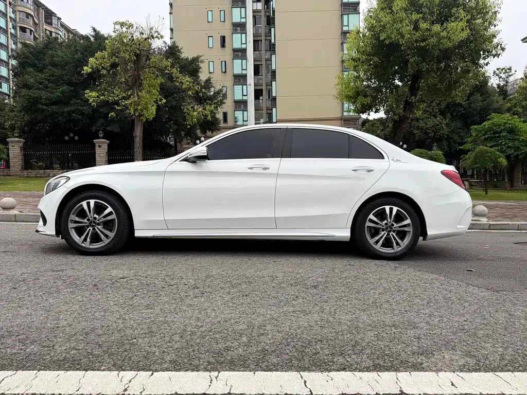 Mercedes-Benz C-Class 2016 — фото 4
