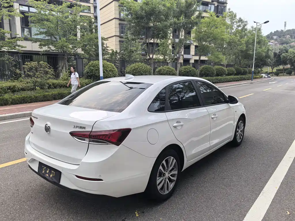 Buick Excelle 2019 — фото 24