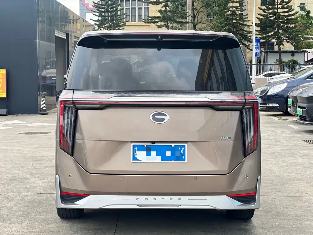 GAC Motor Trumpchi M8 2023 — фото 6